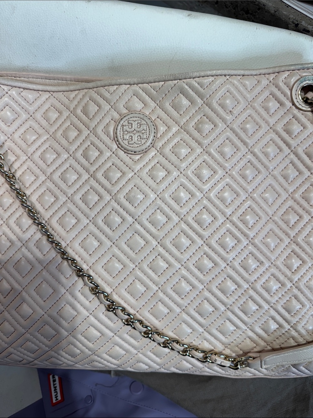 Tory Burch Quilted Chain Shoulder Bag in Light Blush